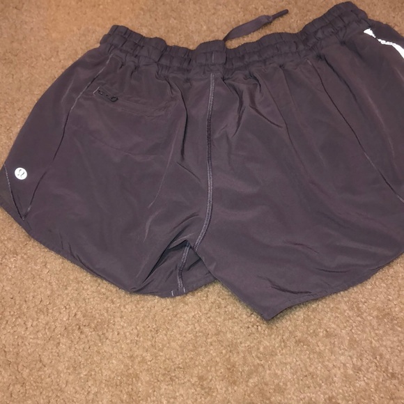 Purple Lulu shorts - Picture 2 of 2